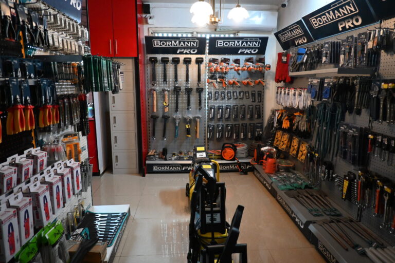 Fiji Genuine Suppliers Hardware Store Interior