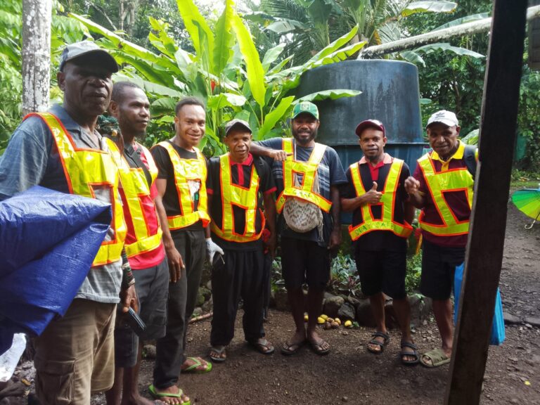 Papua New Guinea – Coffee Farmers Training Group