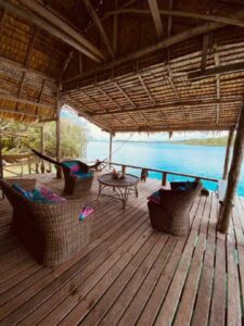 Oravae Cottage – Oceanfront Veranda