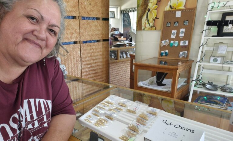 Apii McLeod – Cook Islands Jewellery Business