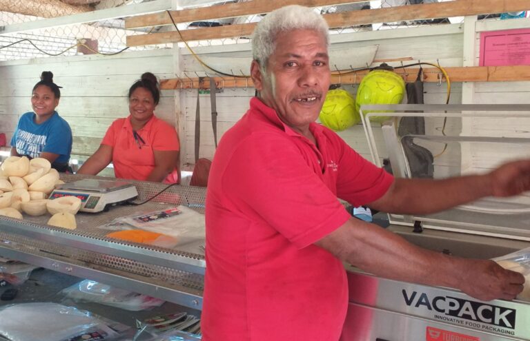 Savaai Food & Produce workers weighing products, Samoa
