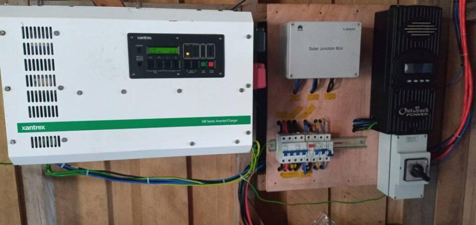 SI Kilikau Tabu Lodge Power Board Installation