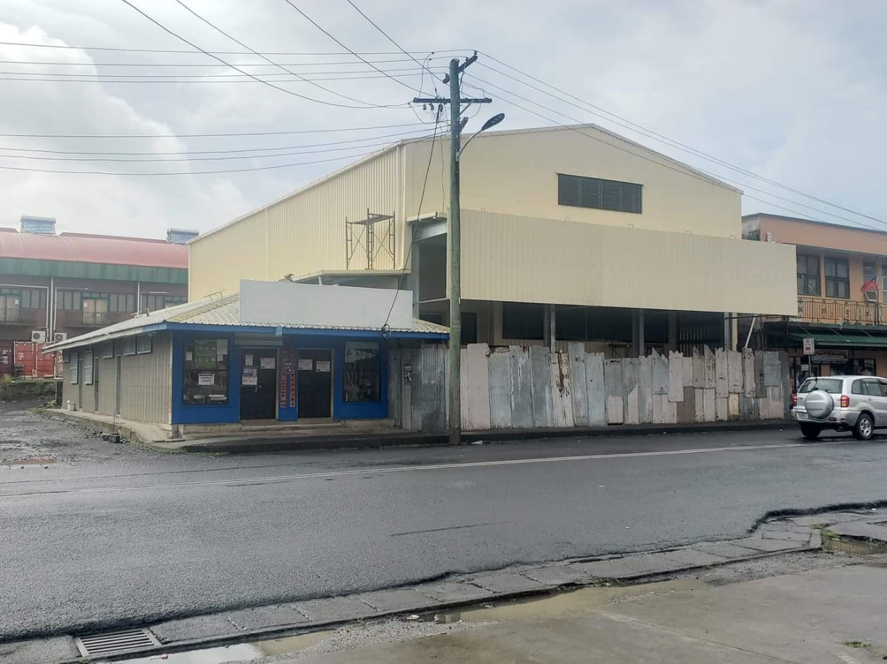 Ma'Ali Company Storage building construction on street